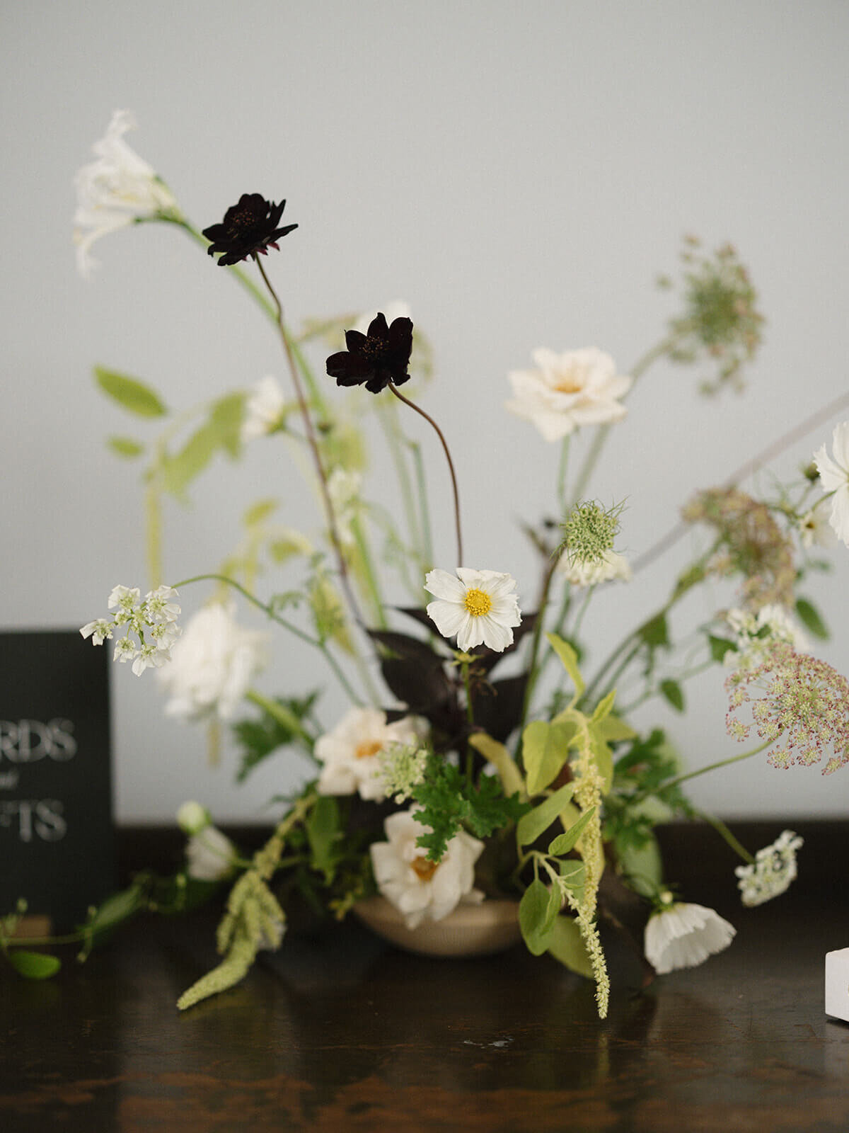 emily-drew-wedding-floral-centerpiece-autumn-dc-springvale-floral