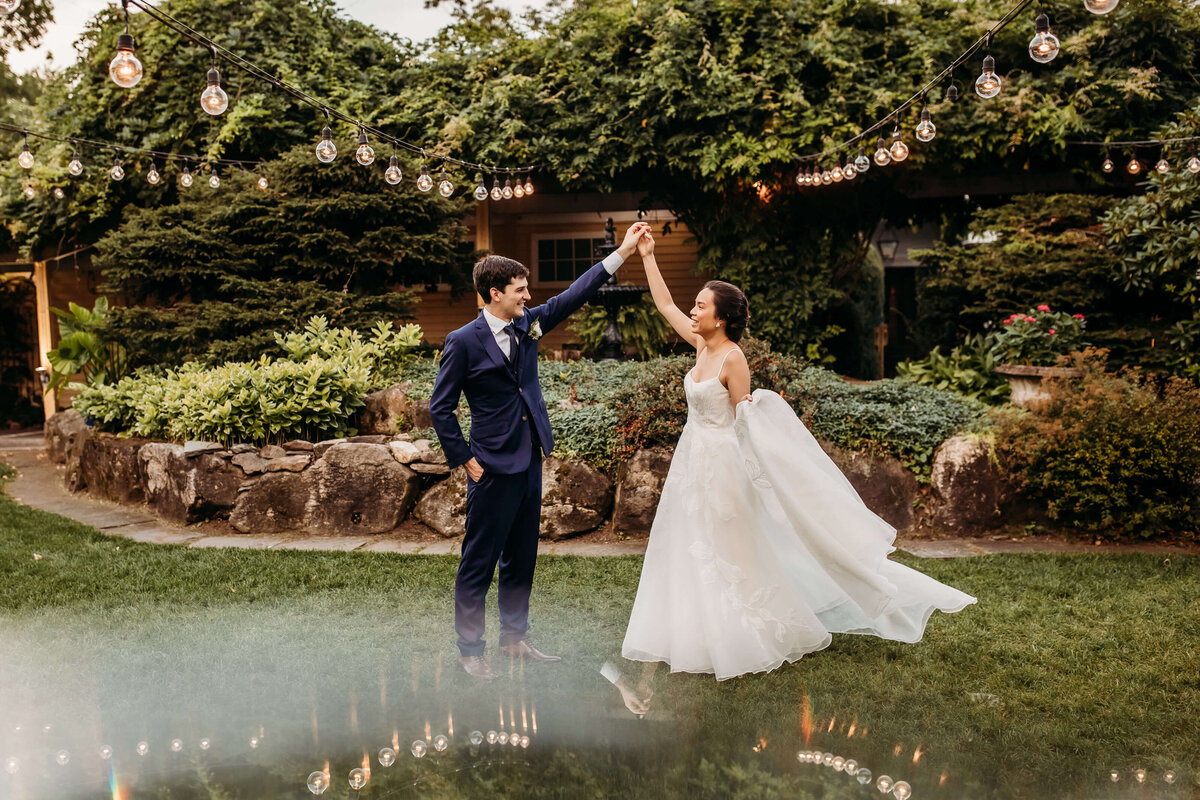 New_Hampshire_Wedding_Photographer_Bedford_Village_Inn-77