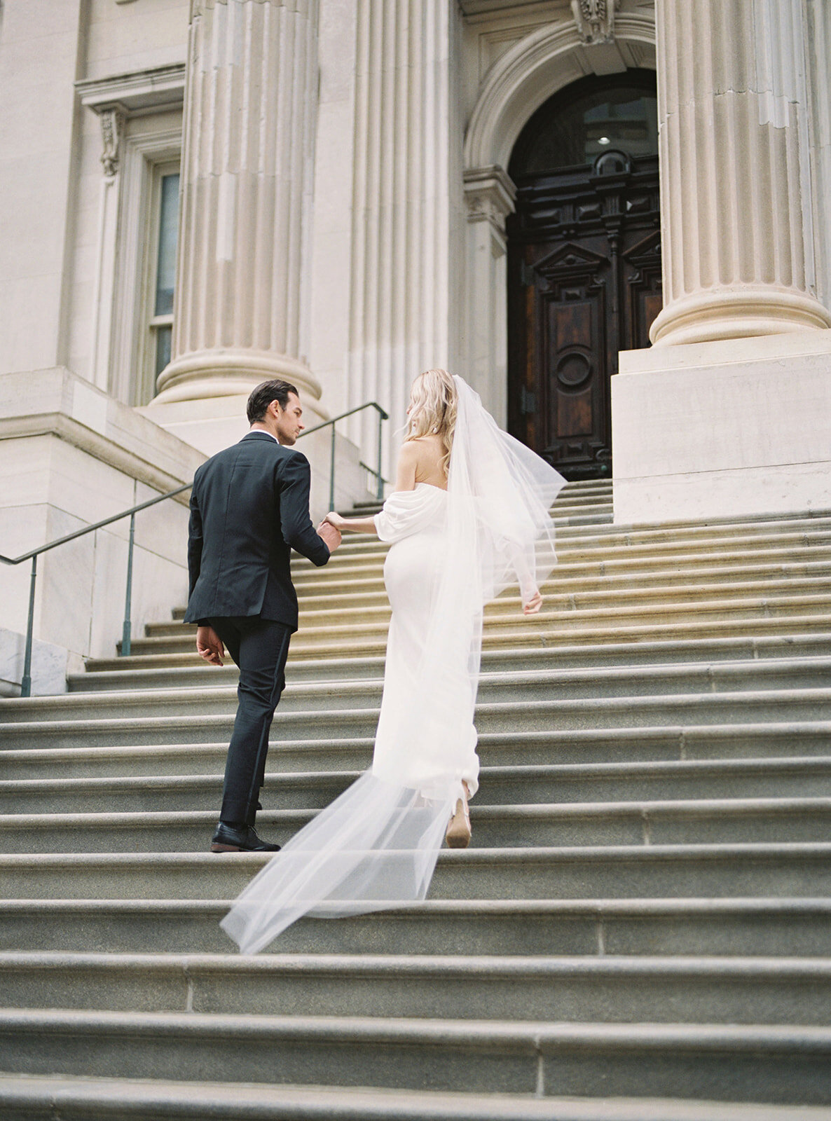The Plaza Hotel - New York City - Elopement Wedding - Stephanie Michelle Photography - _stephaniemichellephotog - 0-R1-E007