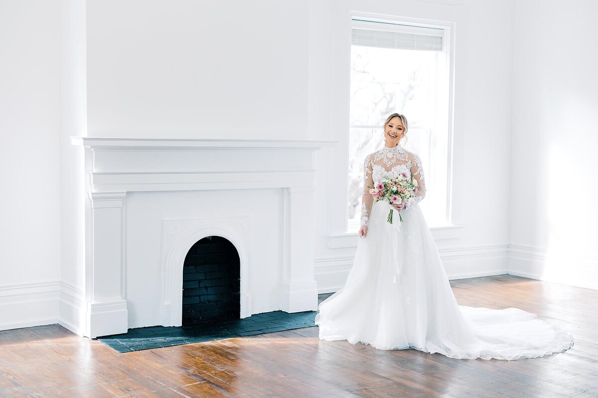 Venue-at-Oak-Place-Wedding-Madison-Martin-Photography_0005