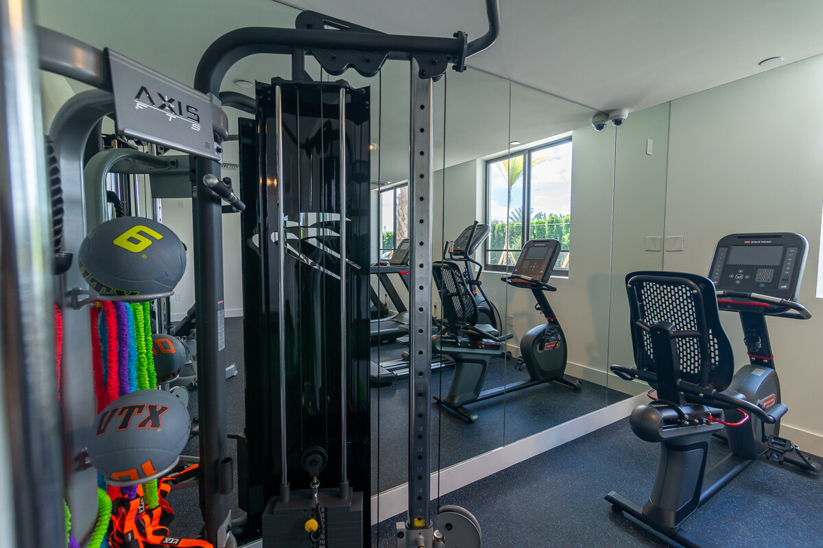 062524BERKELYPALMBEACH-139