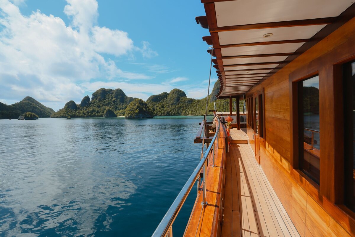 Unforgettable moments await as you immerse yourself in the luxurious amenities and impeccable service of this exceptional vessel in Indonesia.