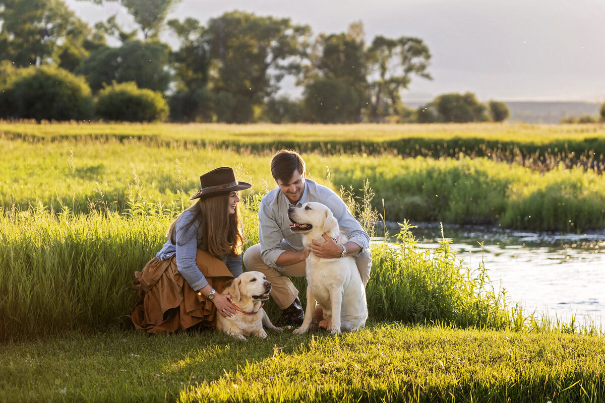 Shanna-Mae-Photography-Montana-Photographer-Family-River-Sunset-Ennis-Bozeman-005