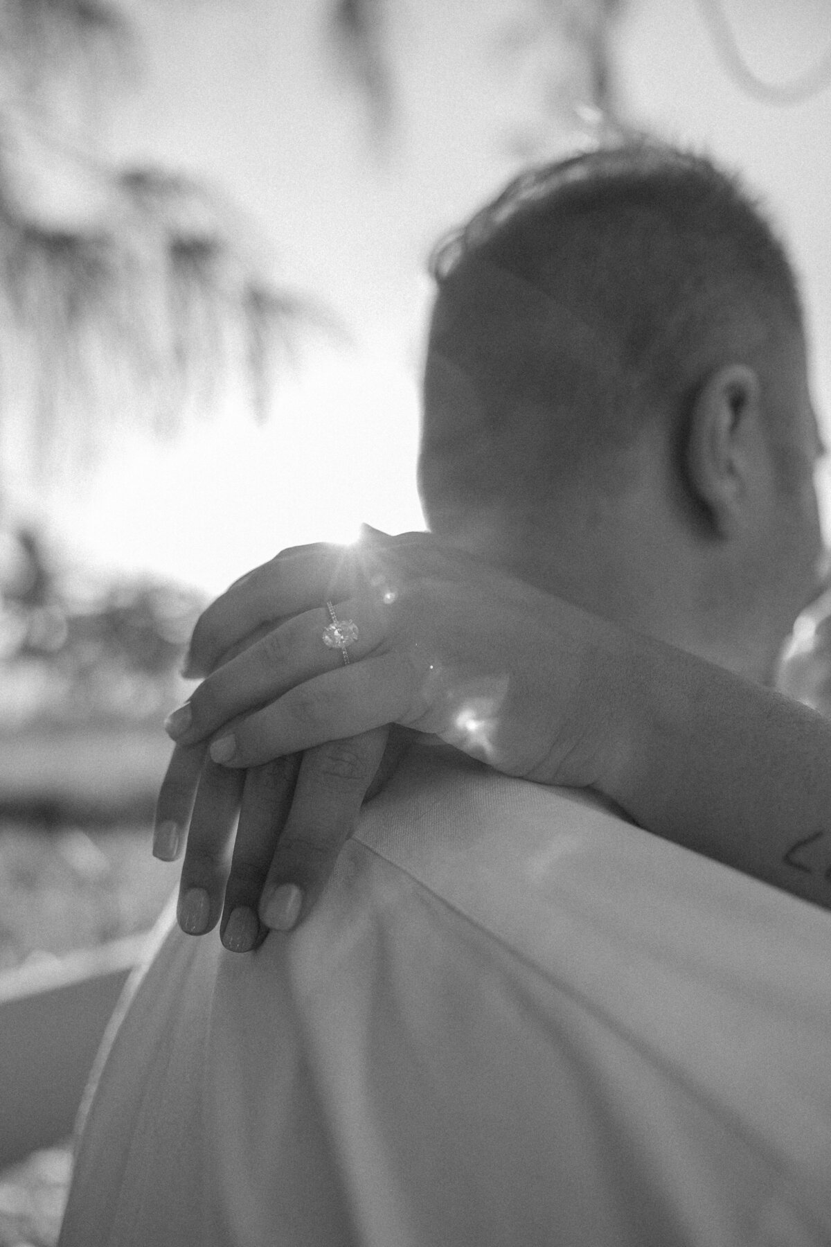Oahu-North-shore-engagement-photos-16