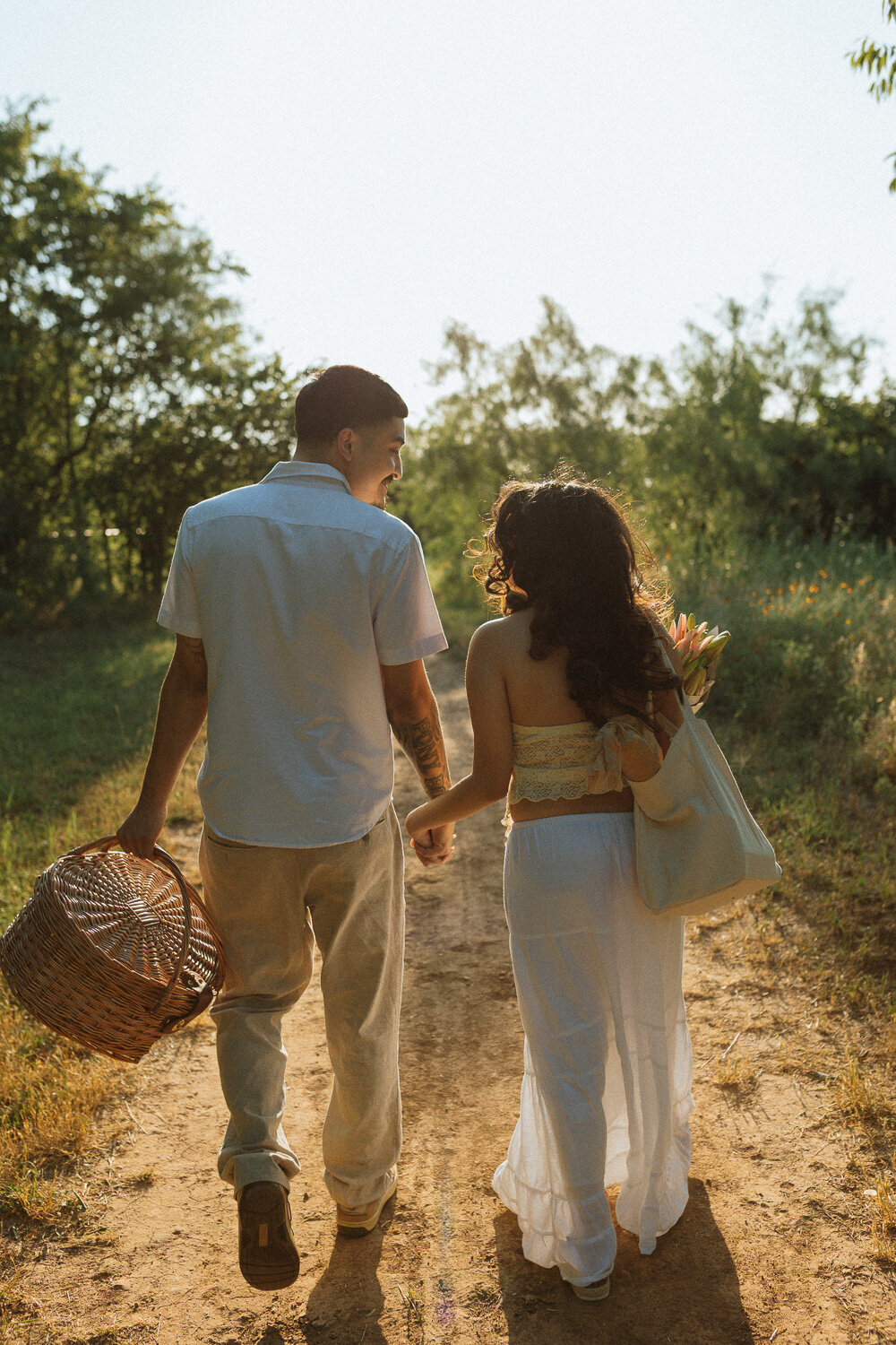 texas-golden-hour-couple-shoot-2