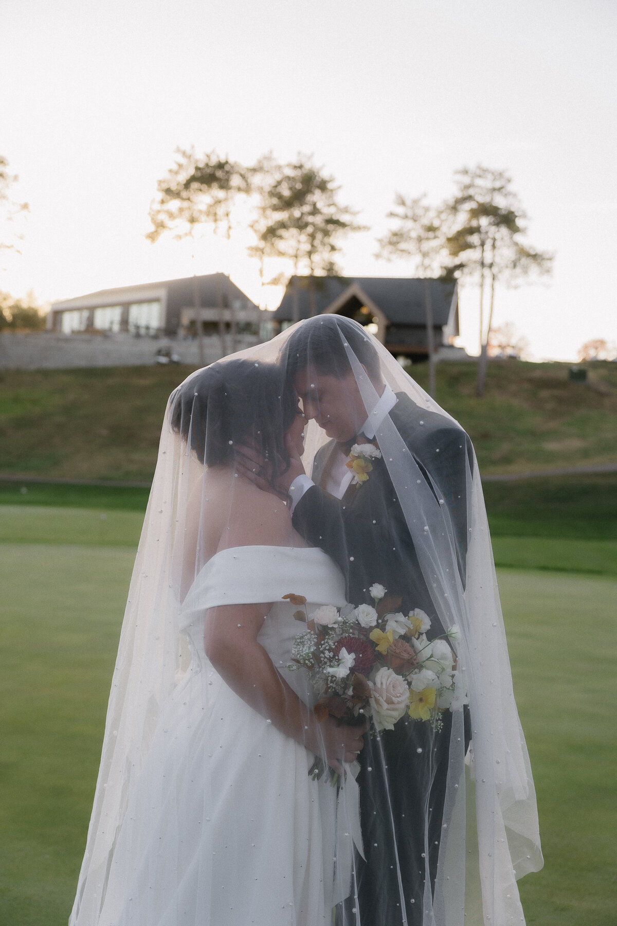 st-croix-national-wedding-documentary-true to tone-midwest-photographer
