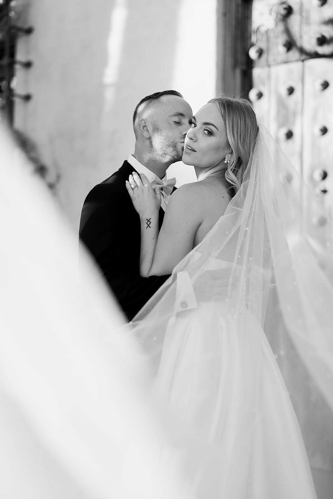 Royal Palms Wedding - Tara Nichole Photo - 2023 - Susanna and Kash-422
