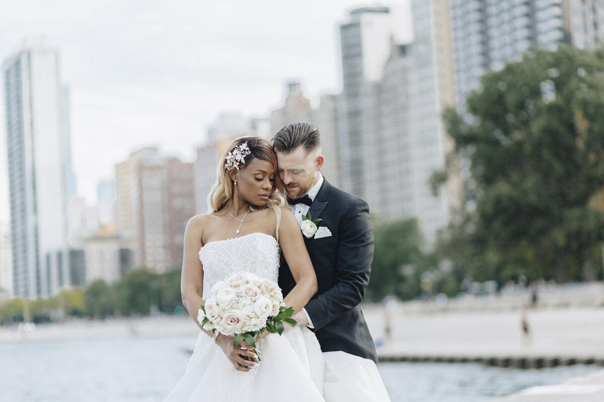 fall-multicultural-wedding-north-ave-beach-chicago