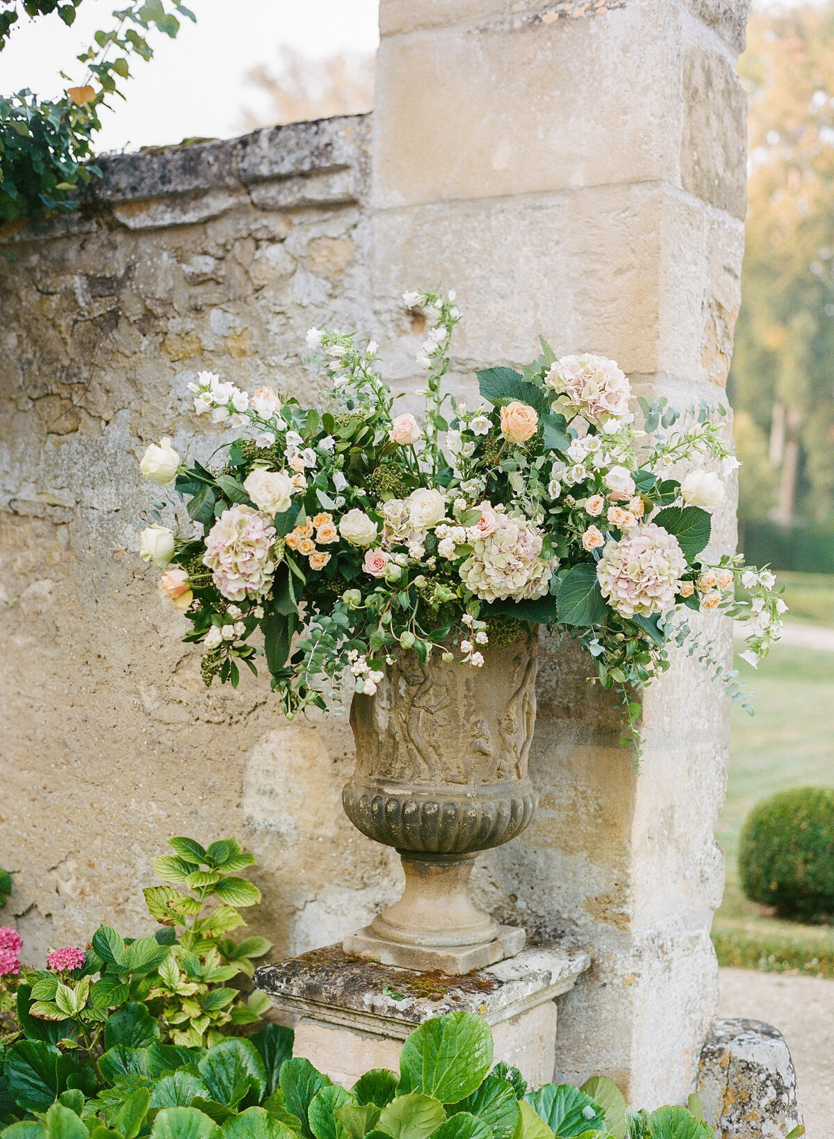 Chateau-de-Villette-Molly-Carr-Photography-Ceremony-7