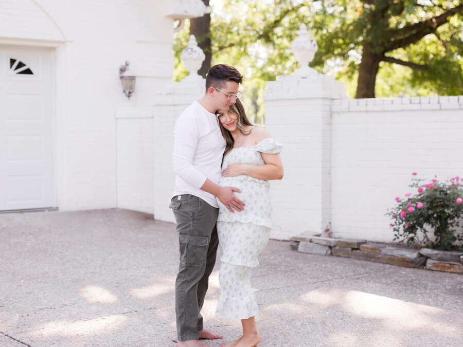 love_tree_studios_maternity_studio_session_31