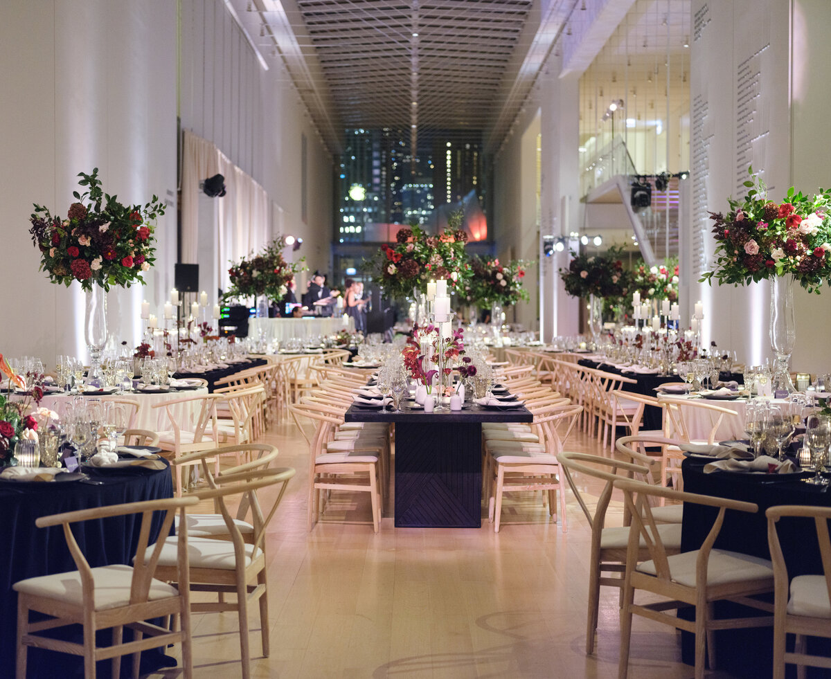 Art Institute of Chicago Chrismtas Wedding_39