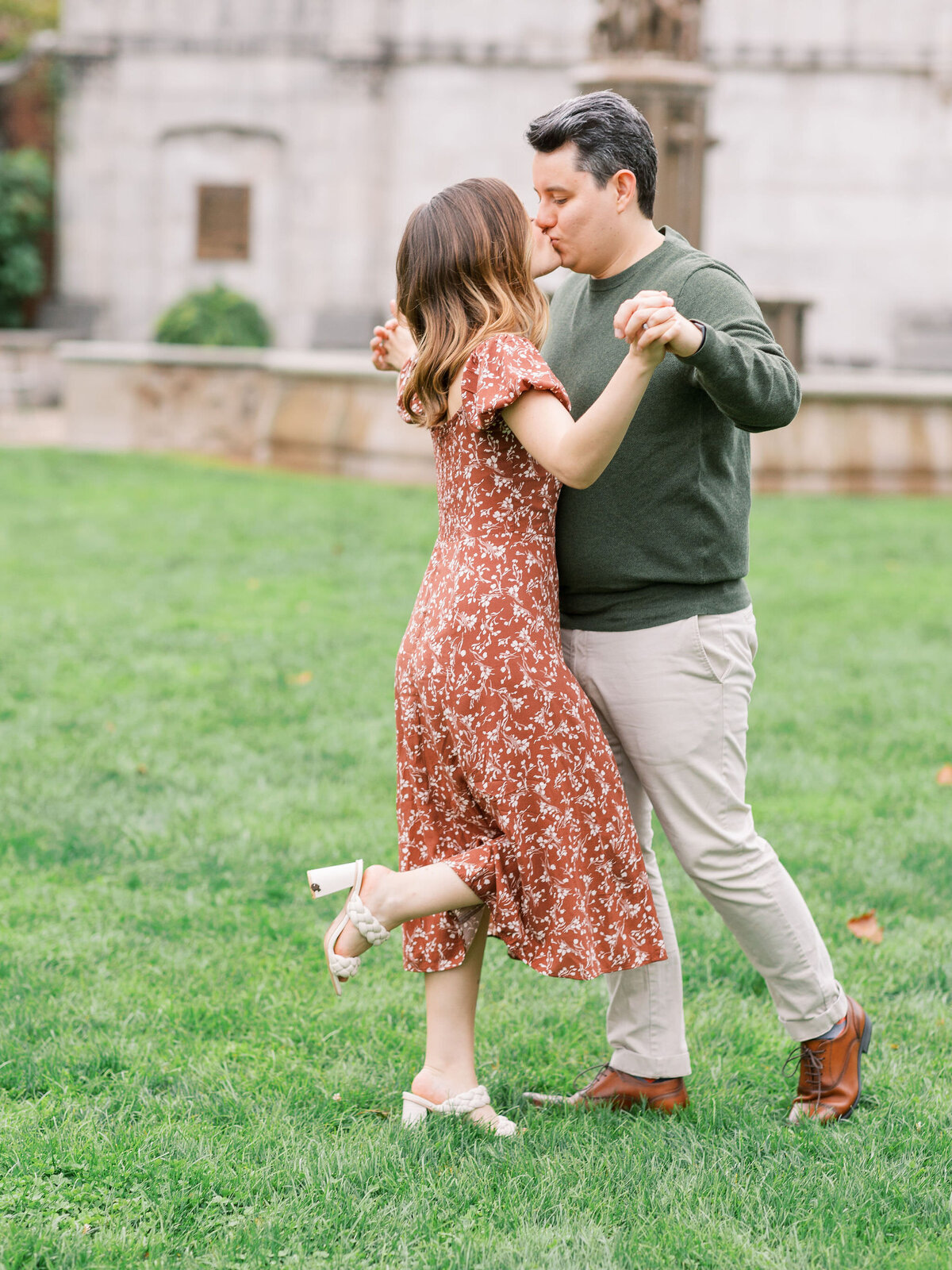 anne-troxel-pittsburgh-wedding-photography-mellon-park-engagement-photos-lgbtq-light-and-airy-35