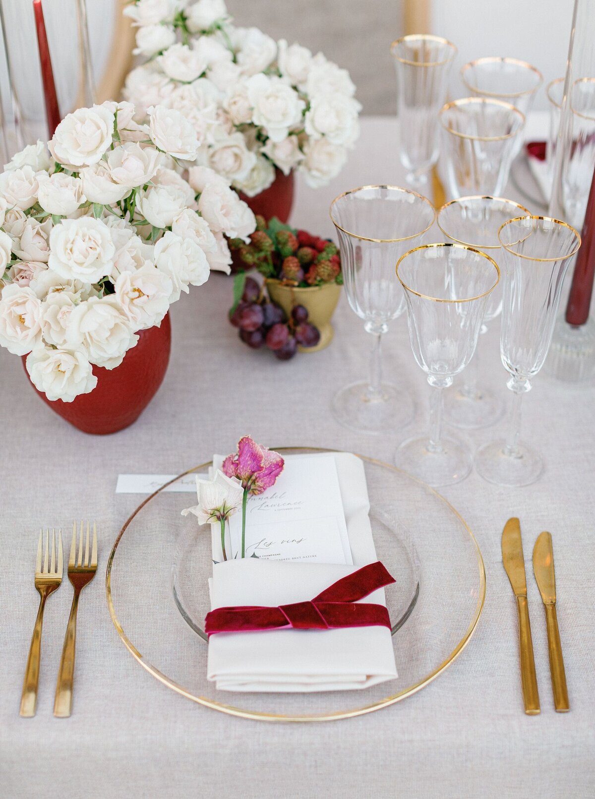 White-burgundy-wedding-table-decor