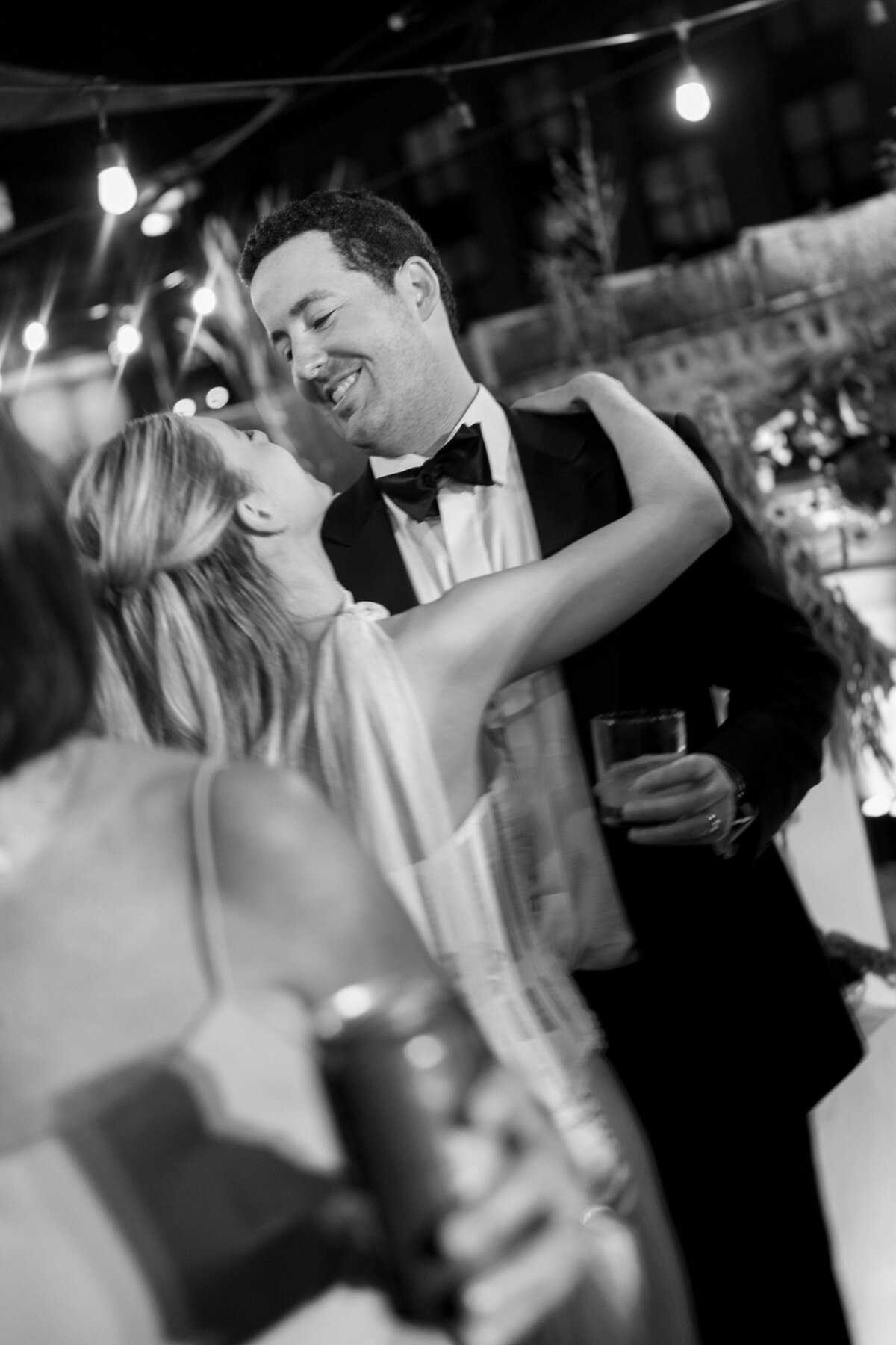 chicago-film-wedding-photographer-bixi-beer-114