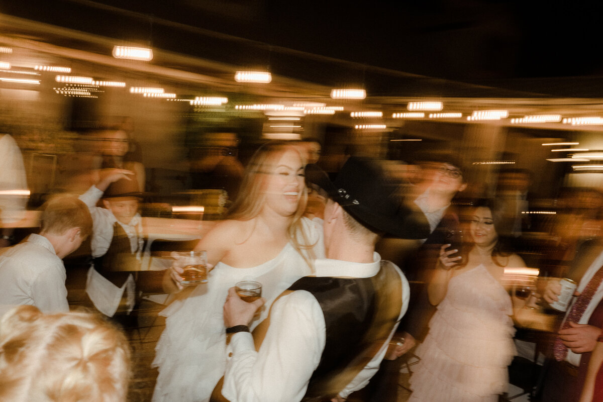 C&R_WED-1044