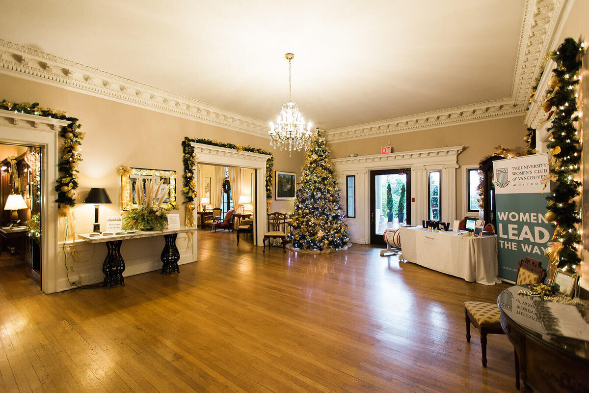 Vancouver-photographer-thisisitstudios-Christmas-at-hycroft-2019-details-108