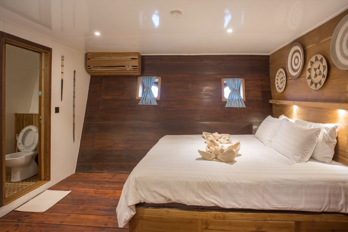 Harmoni Luxury Indonesia Yacht Charter - Harmoni Luxury Indonesia Yacht Charter13