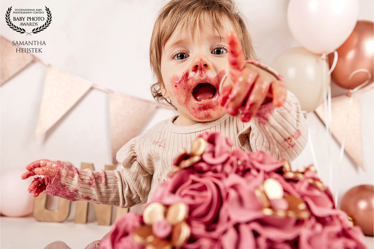 Award cakesmash