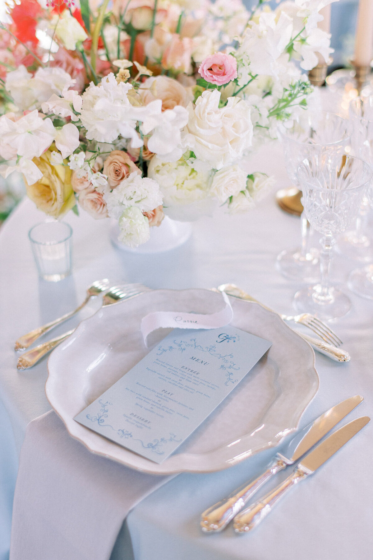 Maïlys Fortune Photography Husband Wife Wedding Weddings Photography France Switzerland Italy Timeless Dreamy Imagery Bilingual French English Destination Weddings Destination Wedding Provence French Riviera Paris Lake Como Tuscany97