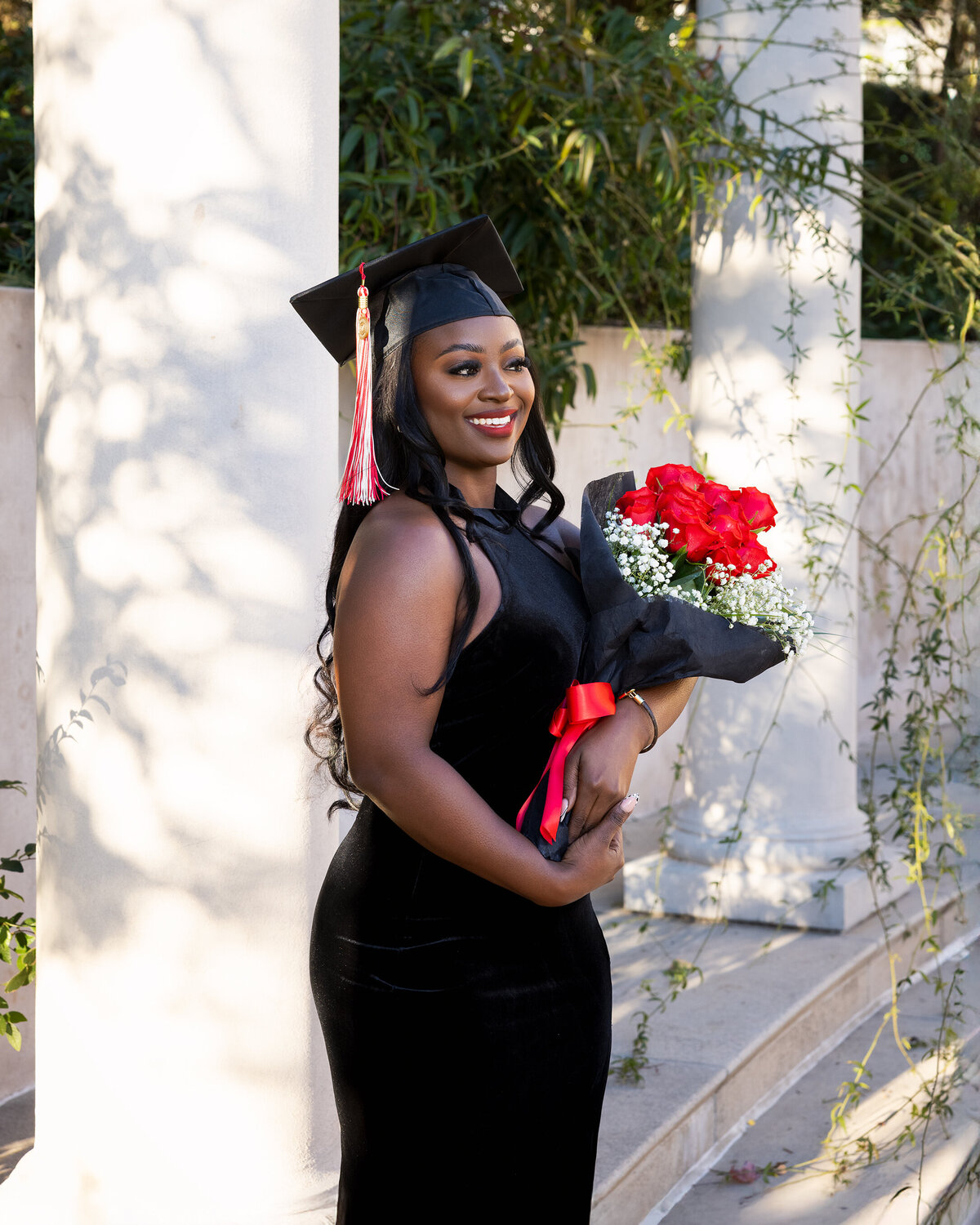 20241122_jada_outdoor_gradportraits_4405