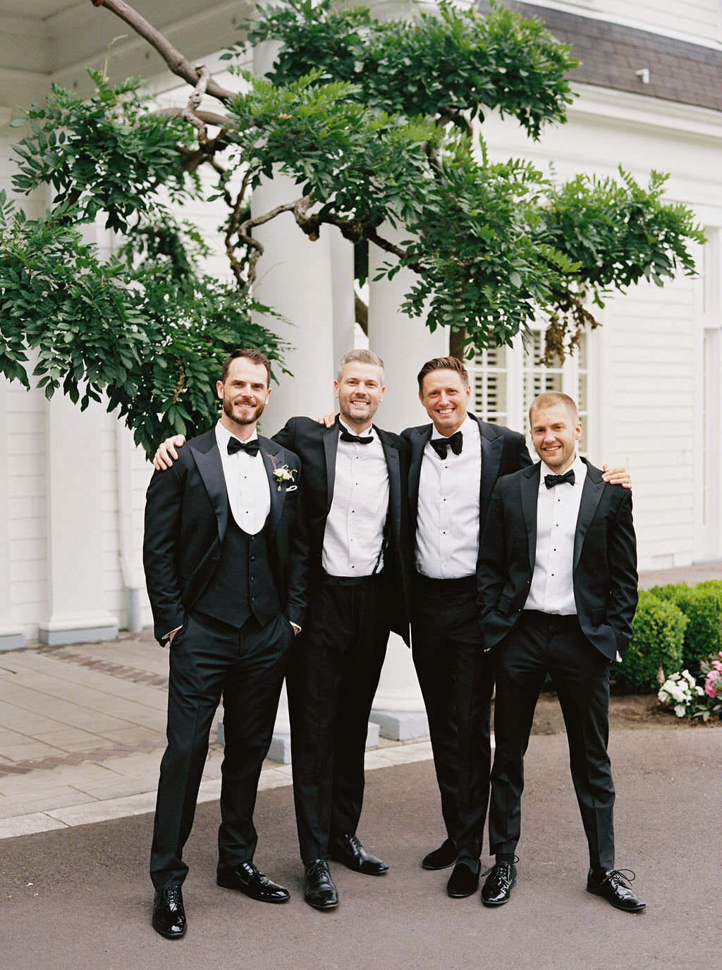 Sophisticated-black-tie-outdoor-wedding-in-portland-oregon-32064_11