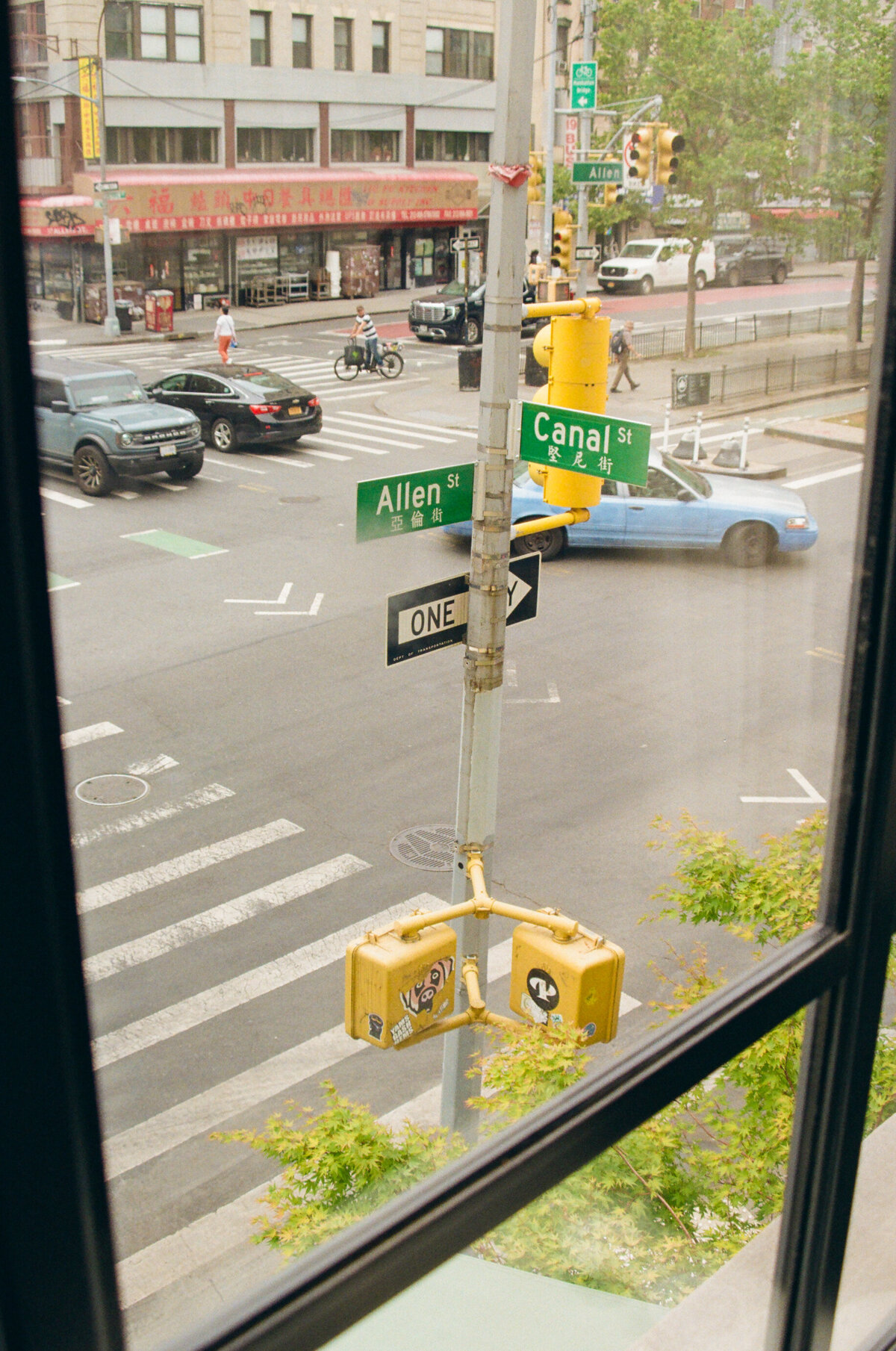 uniswap_film-9