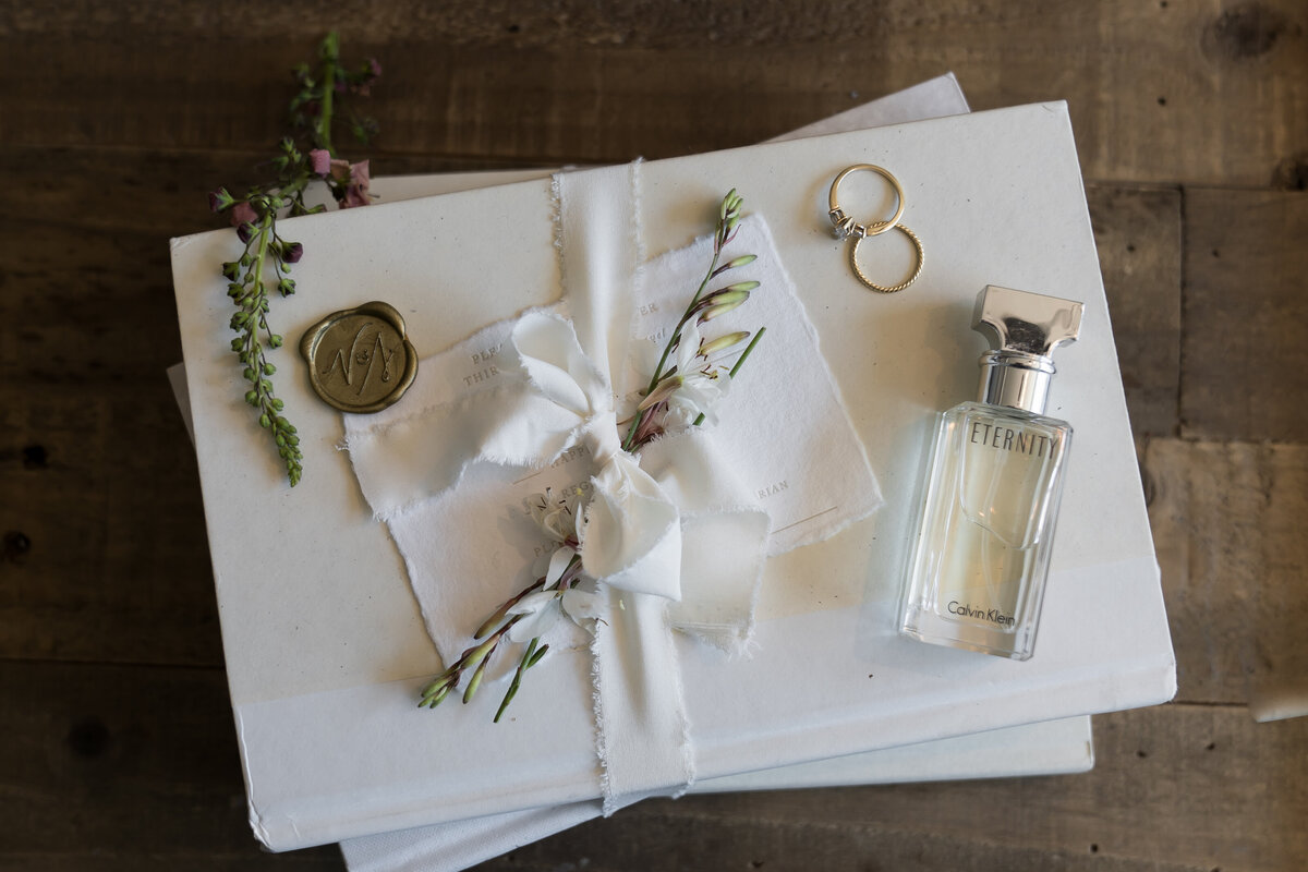 Wheat and Weather | Lustr Creative | Amethyst Cream Rose and Gold Romantic Old World Wild Wedding_0052
