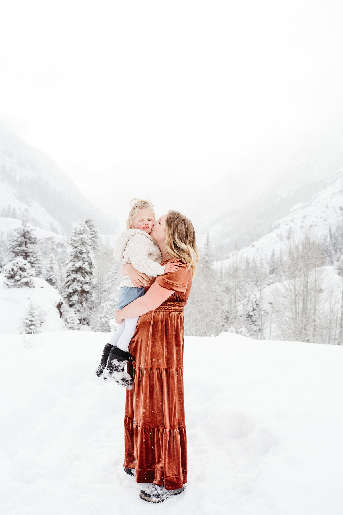Sam-Murch-Photography-Ouray-Colorado-Winter-Family-Photography-81