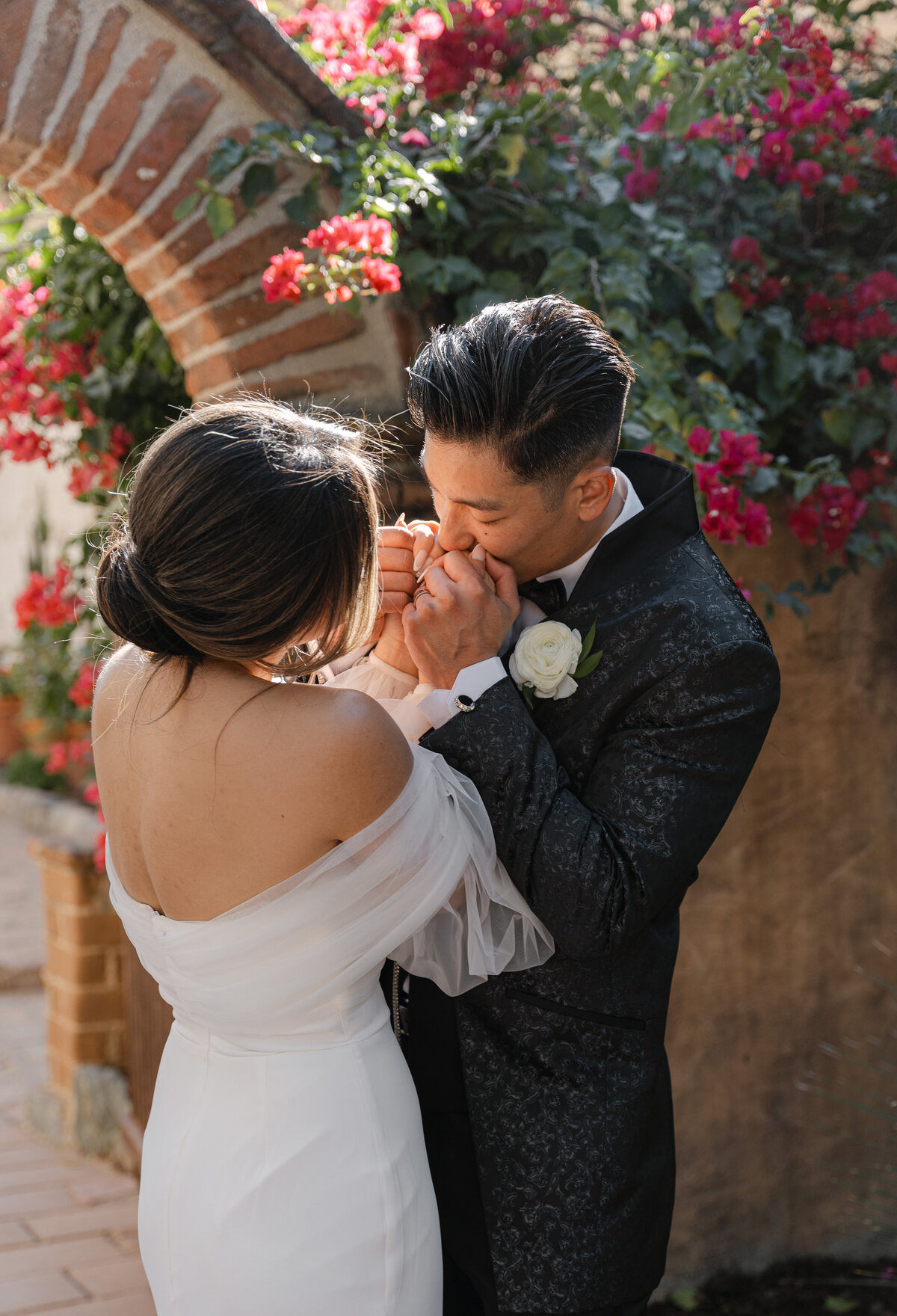 sunandpeakstudios-missionsanjuancapistrano-wedding-sanjuancapistranoca-couple-classic-michelleandandrew-271