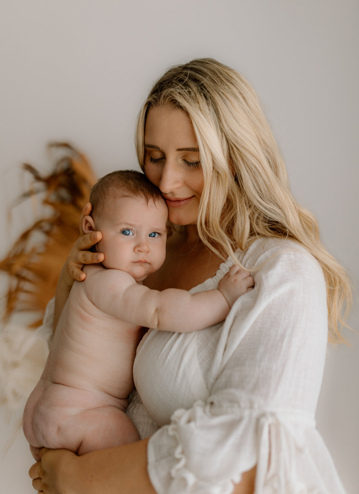 mandurah photographer doing a perth family photoshoot-04