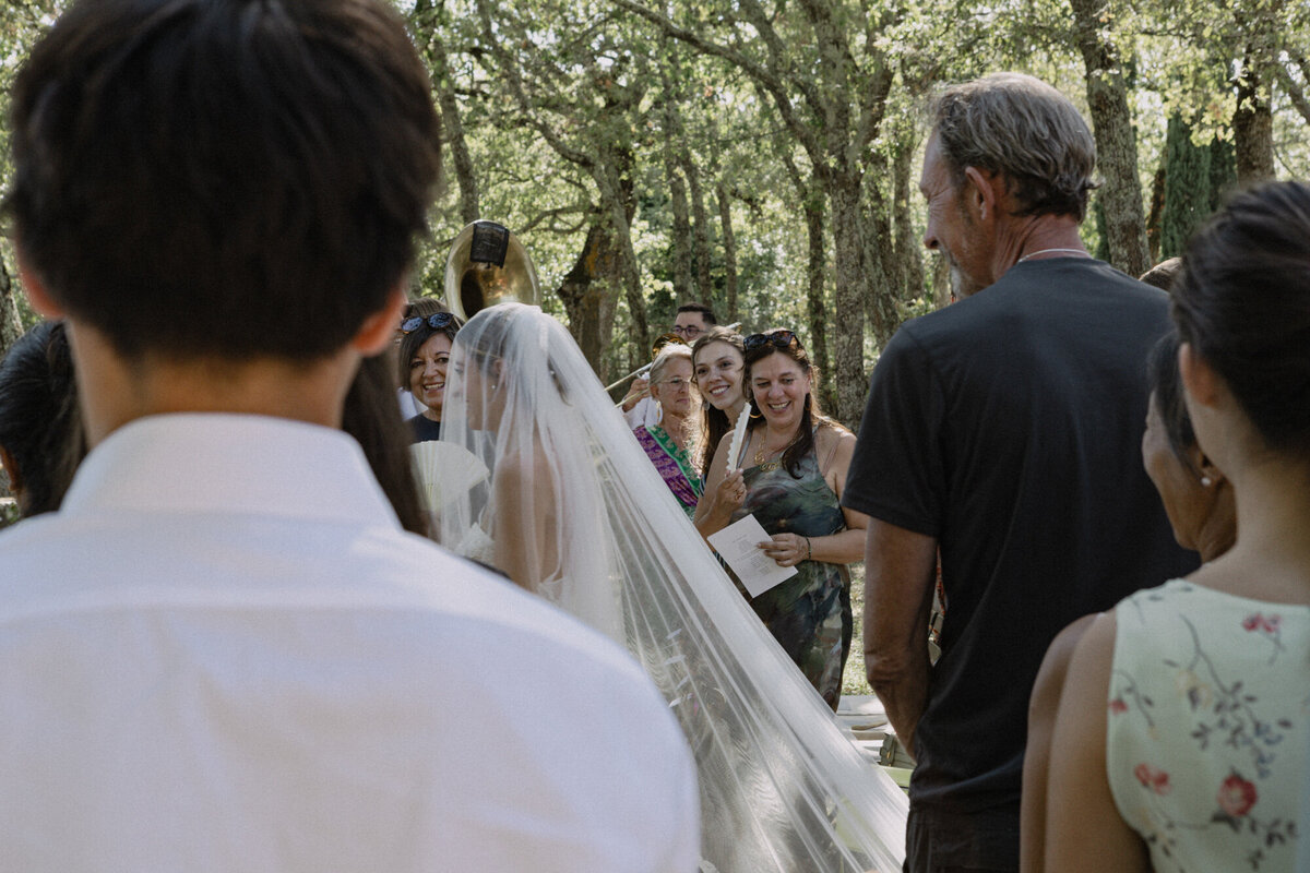 AM-Editorial-20251004-032