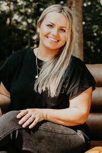 Liberty Type Branding and Website Design Agency Knoxville, Tennessee Therapist Brand Therapist Branding Chiropractor Brand Chiropractor Branding Doctor Brand Doctor Branding Nutritionist Brand Nutritionist Branding Interior Designer21