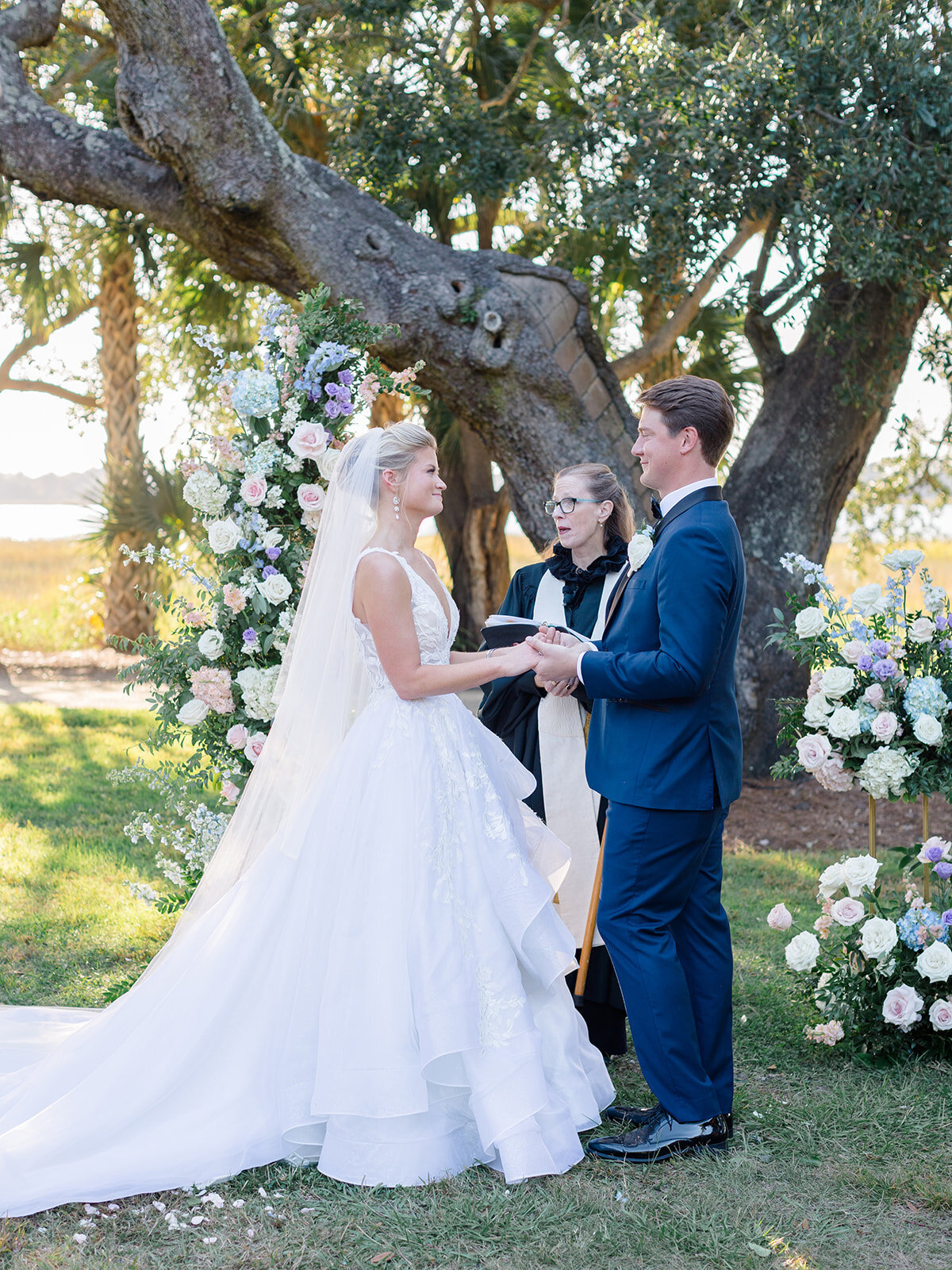 Abbey_2bIles_WeddingPreviews-71