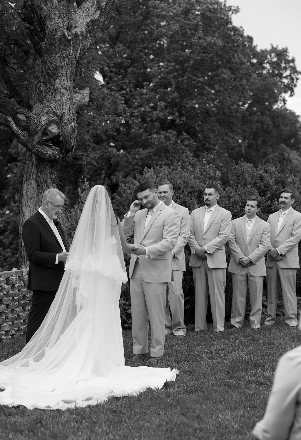 Lyndsey_Jacob_Knoxville_Wedding_Photography-800
