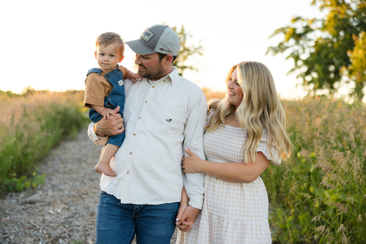Lubeley-family-Will-DeGraw-Clever-Disarray-21