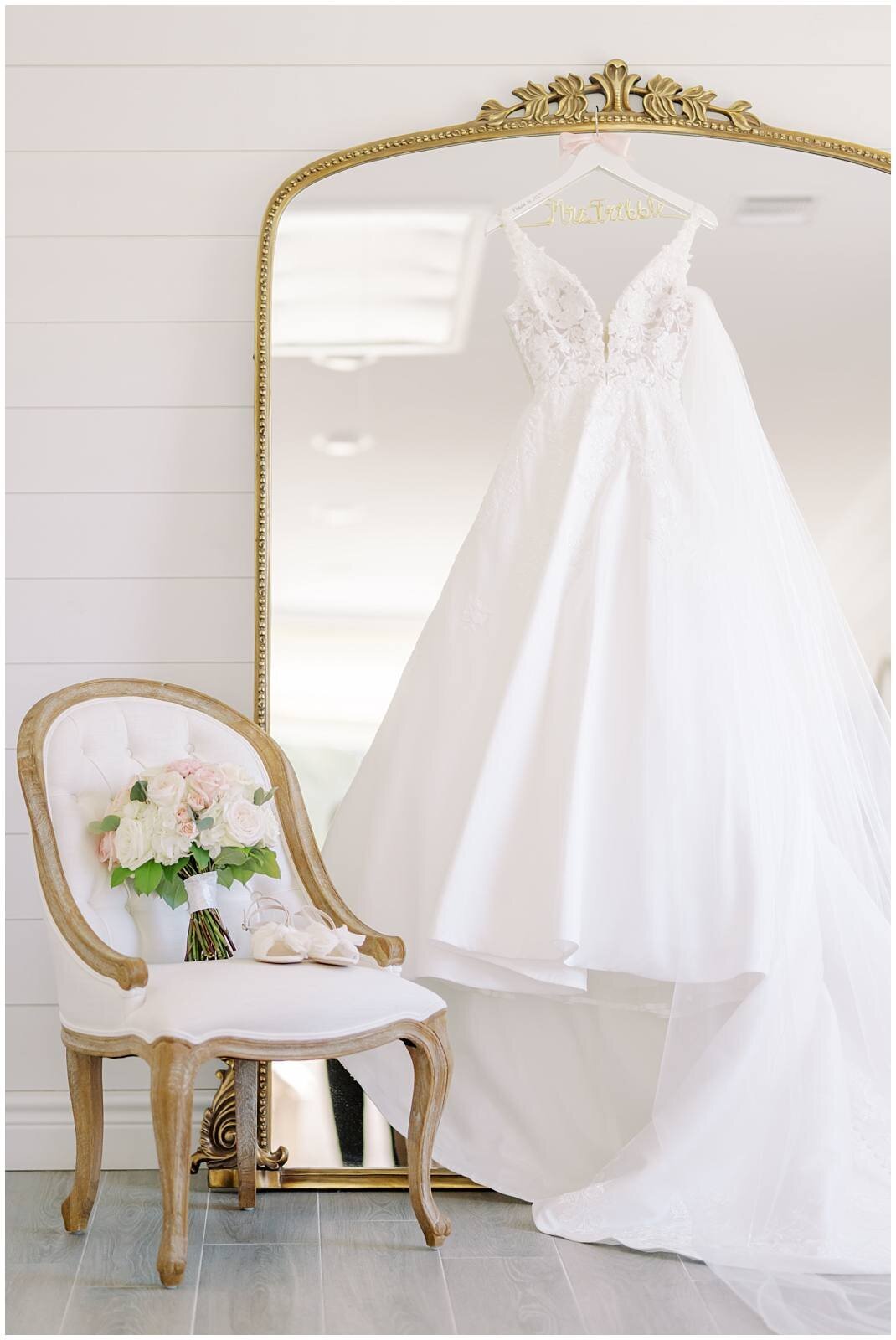 Iron Manor Wedding in Houston  Violet Maartinez Photograpghy_0256