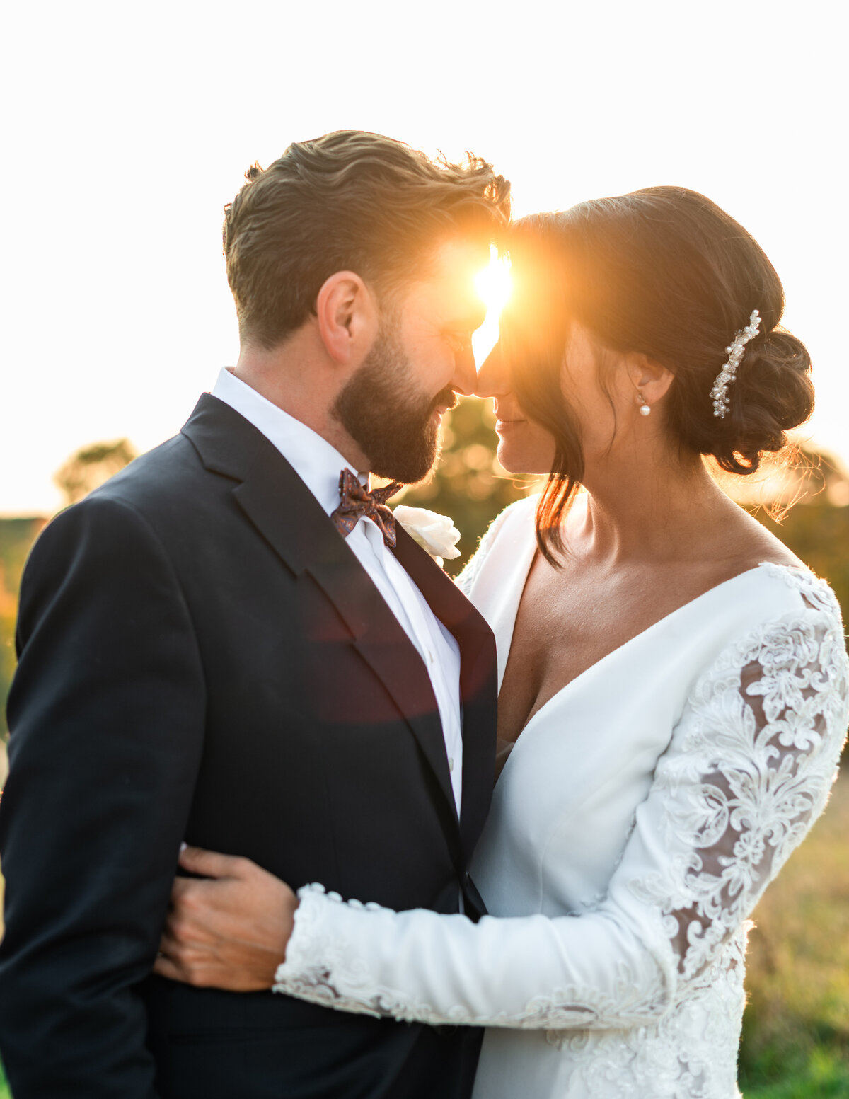 MackenzieandTom_JuneFarms_CouplesPortraits-101