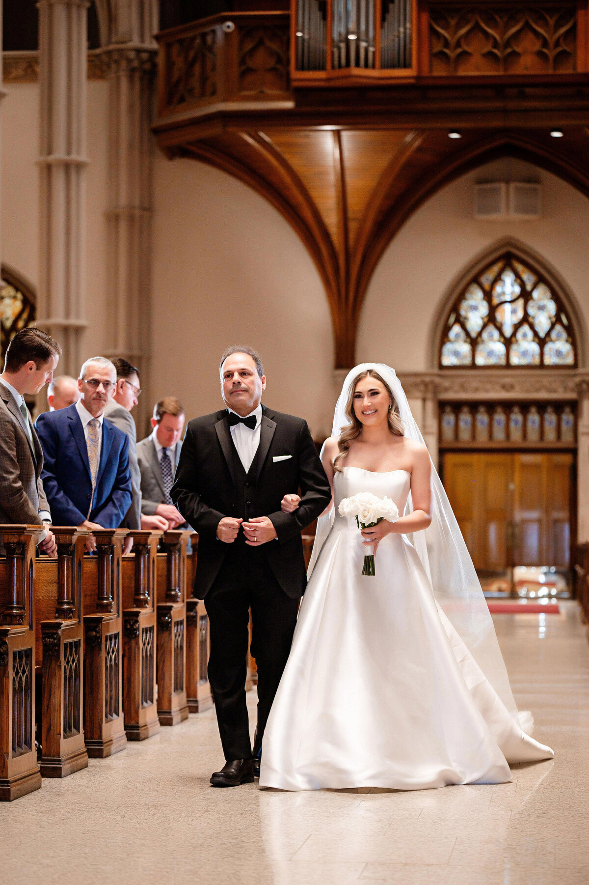 wedding ceremony at st paul cathedral