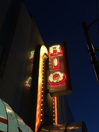 Brent Ray Fraser Performs at The RIO Theatre Vancouver 2018 - 01