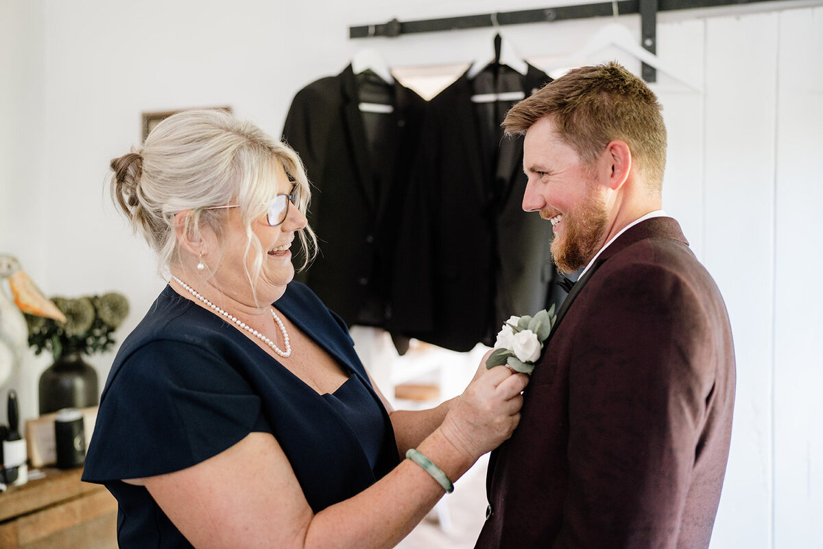 Lydia and Bradley - Groom Getting Ready - JessicaCarrollPhotographer-60_websize