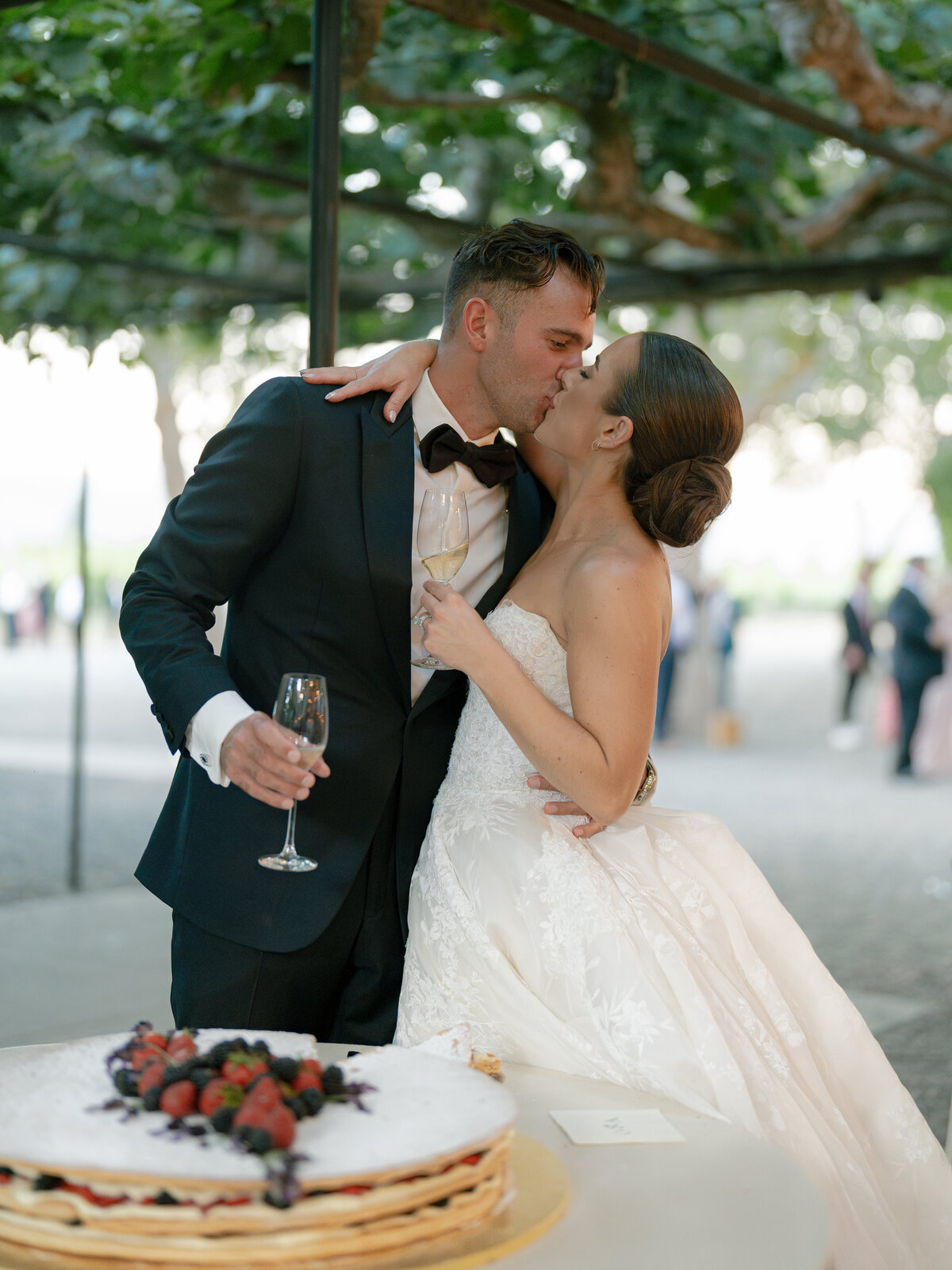 Beaulieu-gardens-wedding-Elizabeth-Warrick-Roque-Events-105