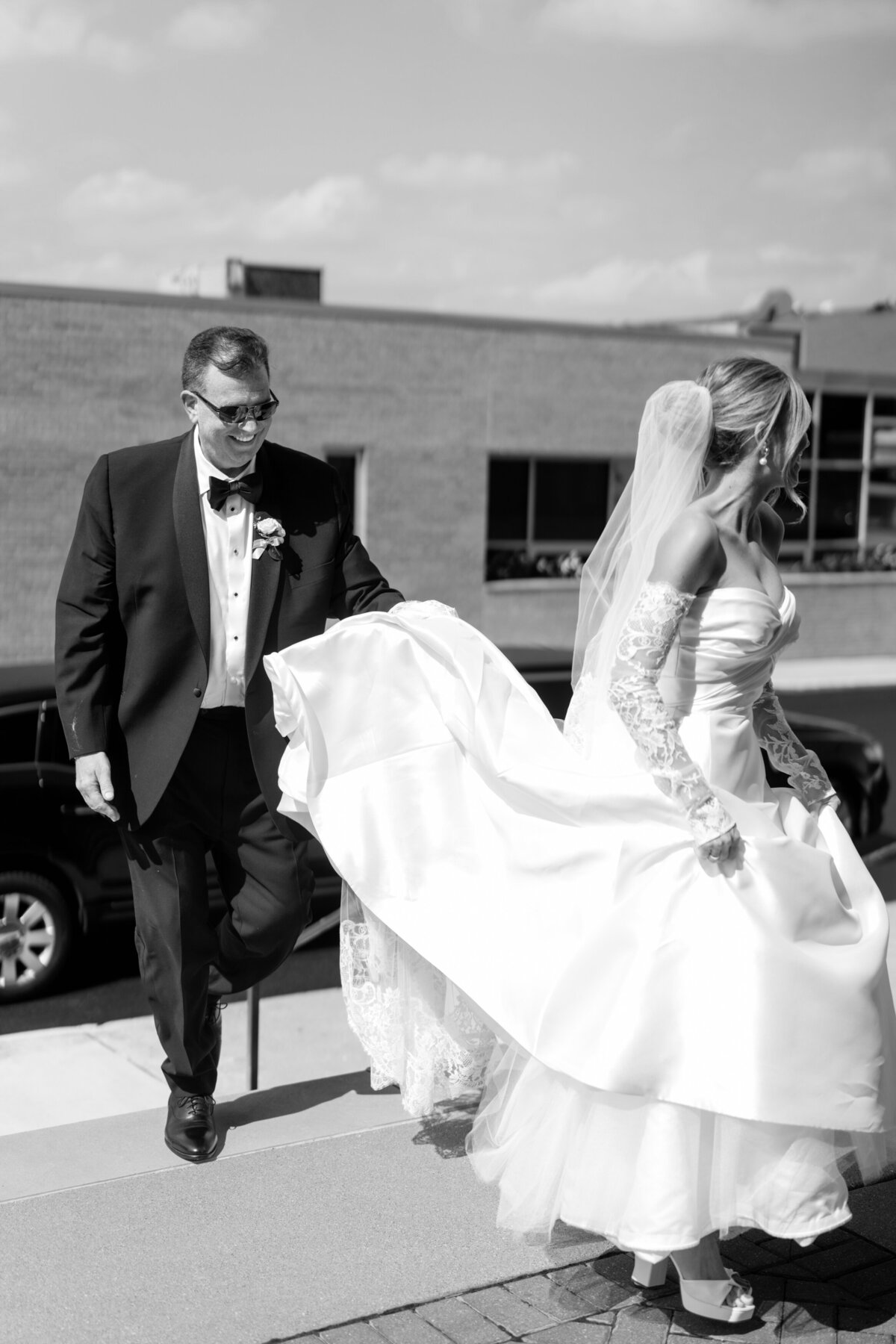 Aspen-Avenue-Chicago-Wedding-Photograper-Ohana-Event-The-Monte-Bello-Estate-Joey-Claeyssen-Erin-Graham-VWidon-Vintage-Editorial-Timeless-48