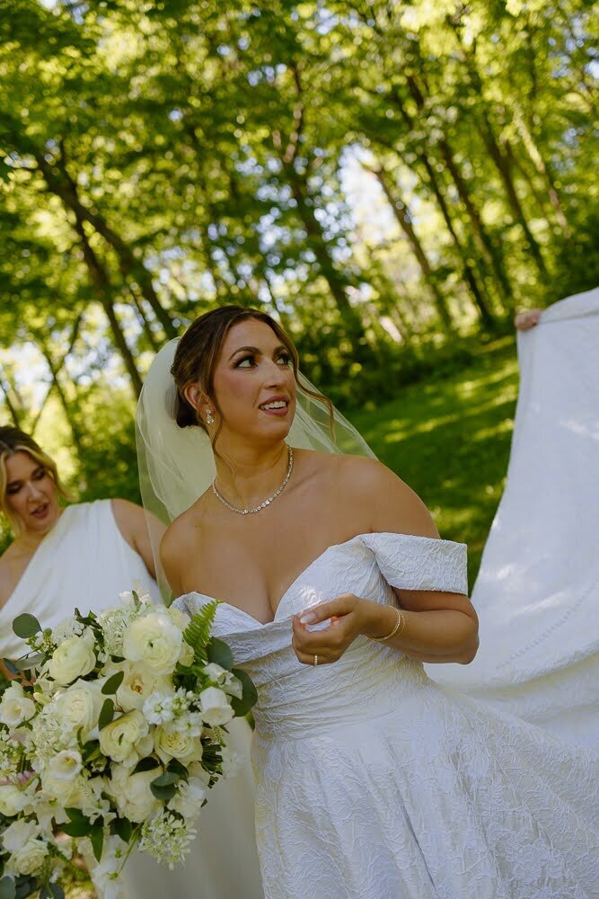 Nichole-Babiez-Photography-wedding-photographer-lincolnshire-marriott-forest-preserve-modern-elegant-whimsical-luxury-editorial-destination-18