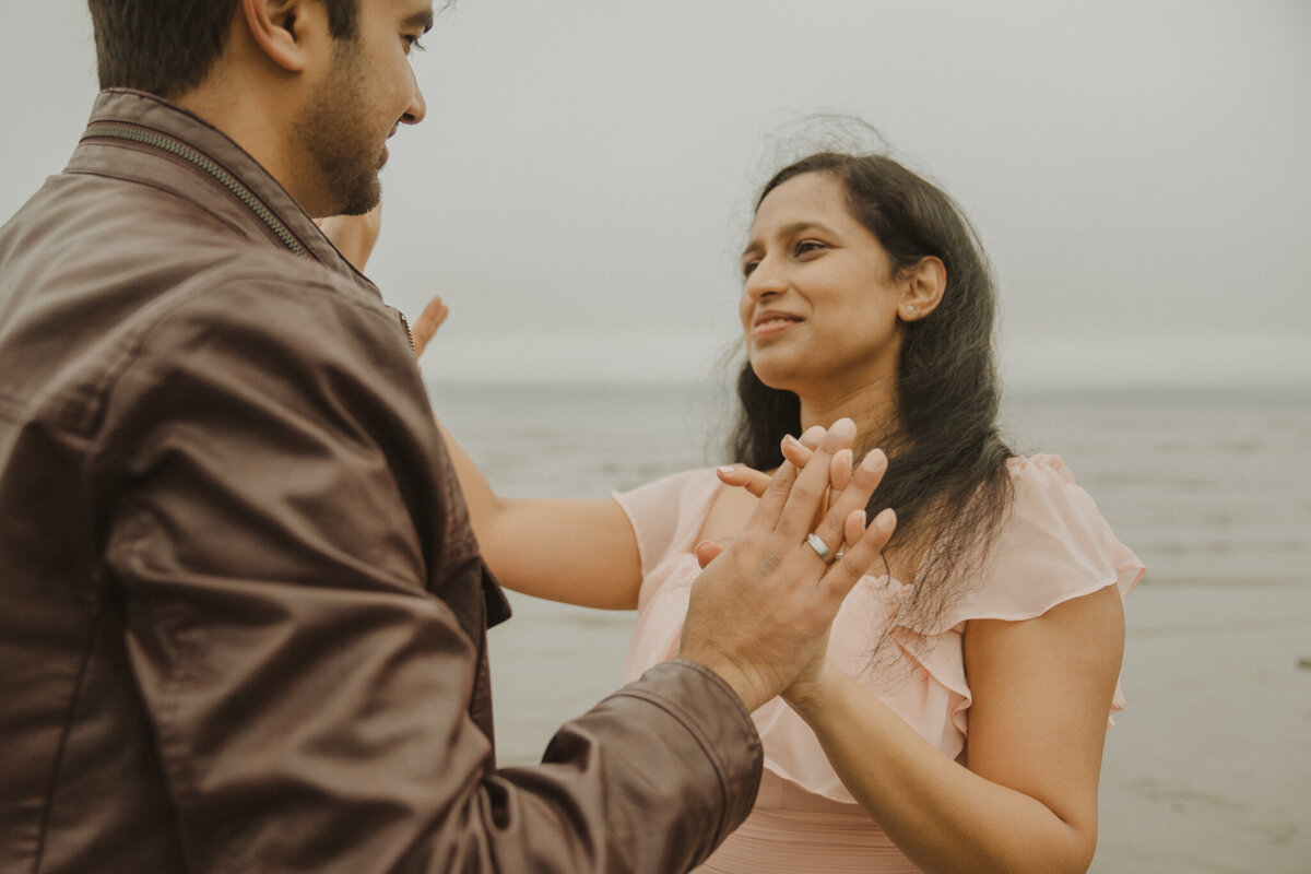 Sania-Nanid-Engagement-Photos-Discovery-Park-Amy-Law-Photography-27