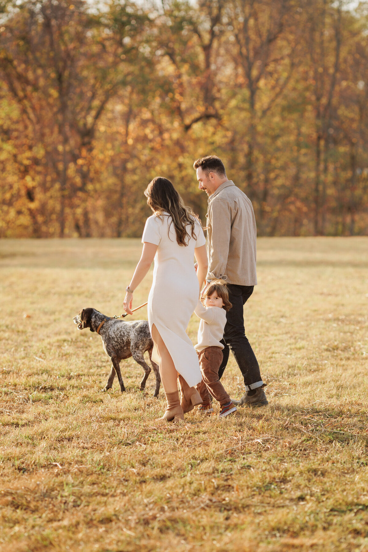 NWA family photographer, Northwest Arkansas best family photography, family portraits near me, professional family photos, family photography packages
