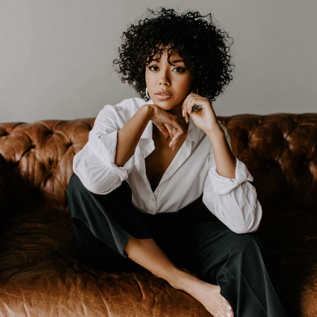 itsllili_72468_editorial_photo_of_a_confident_mixed_woman_in__fbcba227-277a-43a9-b8aa-abc1d9e1bbbf_1