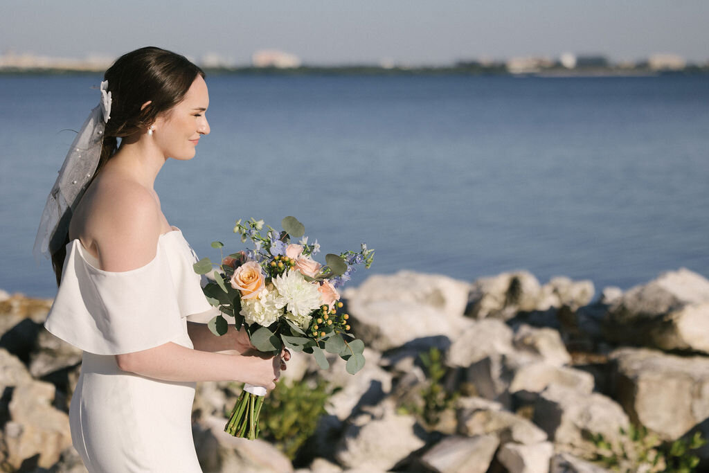 emily-plank-photo-the-current-hotel-florida-elopement-chantilly-chic-celebrations-5