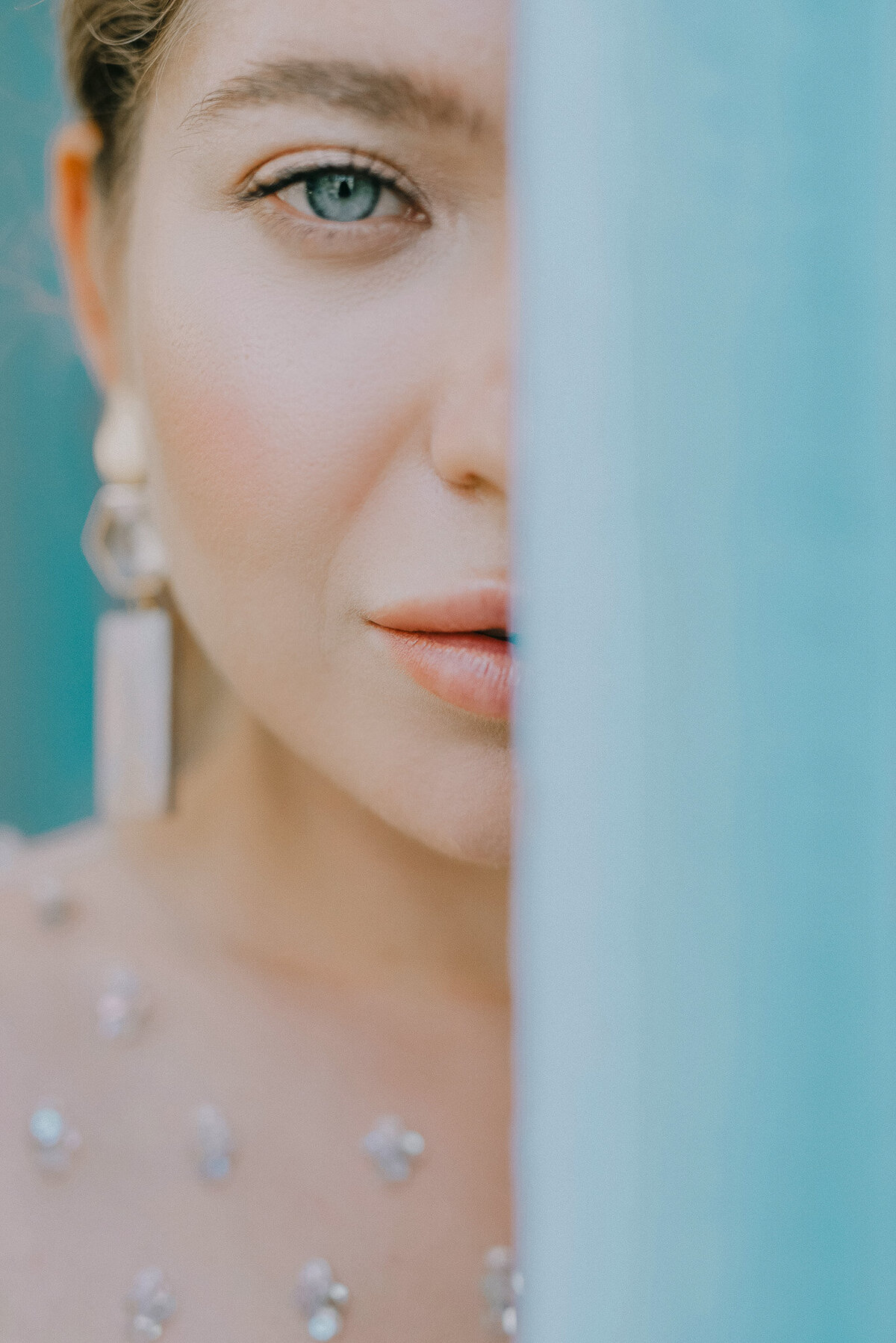 pexels-leeloothefirst-5429061