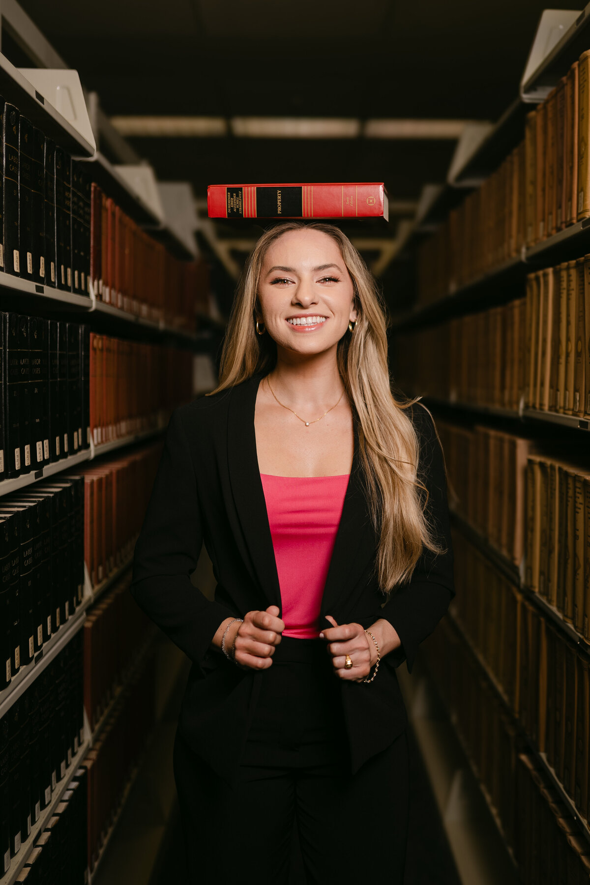 Abygail Banks Studios- San Antonio Graduation Photographer St. Marry's1