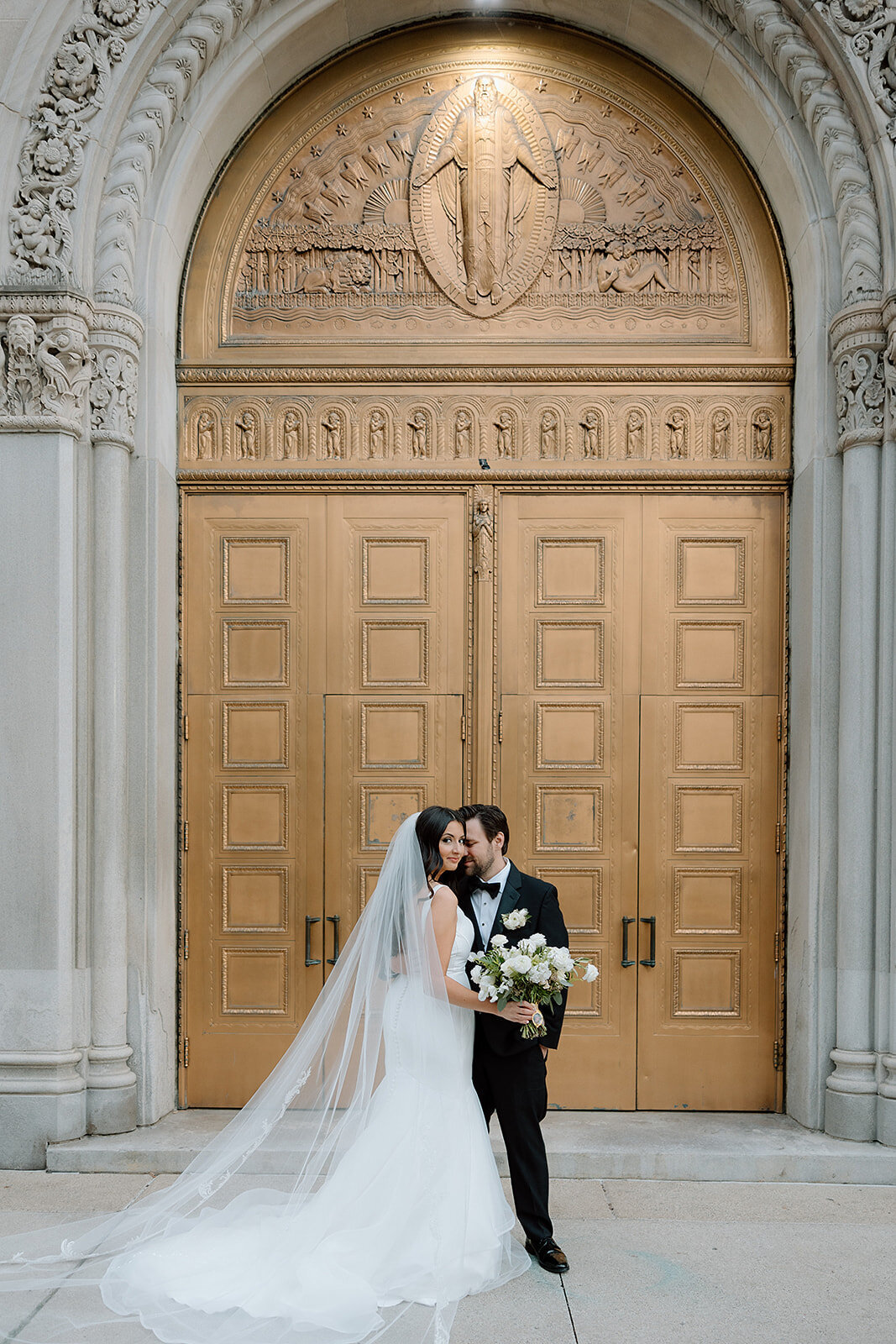 detroit-wedding-photographer-booktower-mcnamarawedding-brittanybradleystudio-525_websize